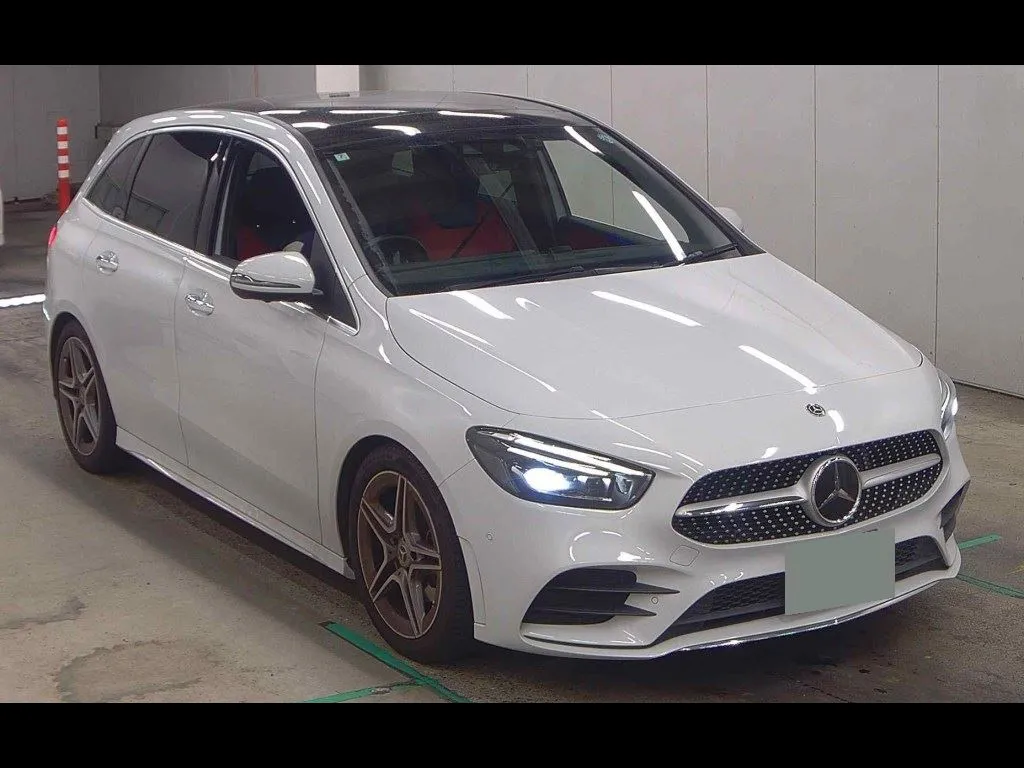 MERCEDES BENZ B-CLASS B180 AMG LINE