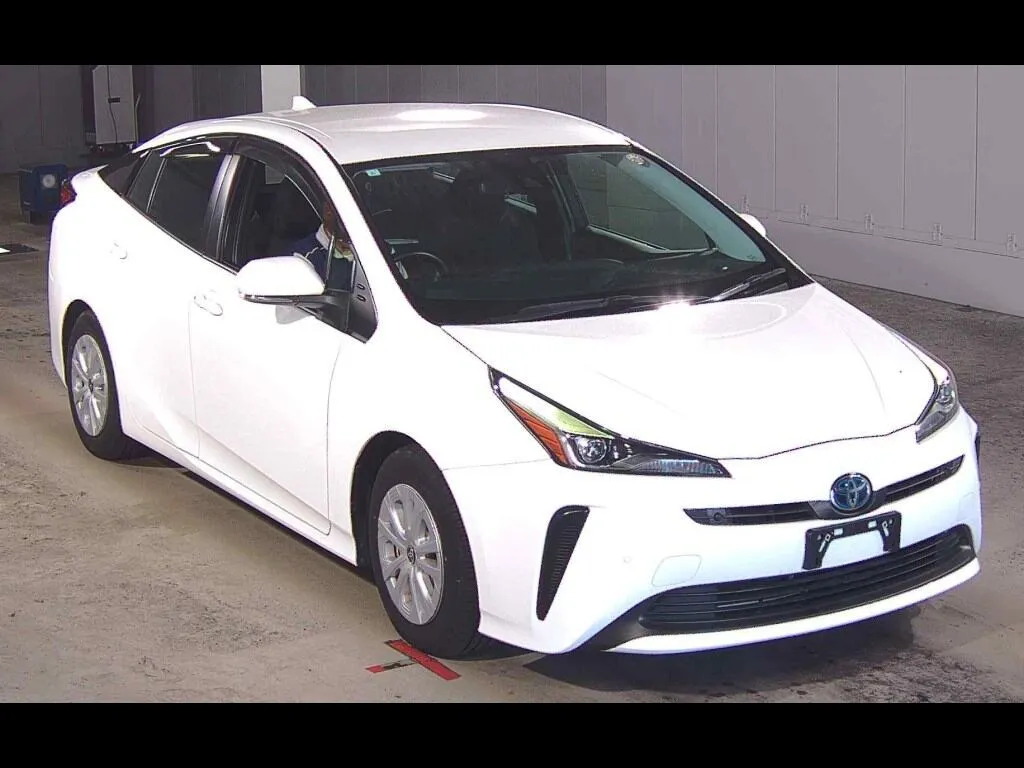 TOYOTA PRIUS 5D S