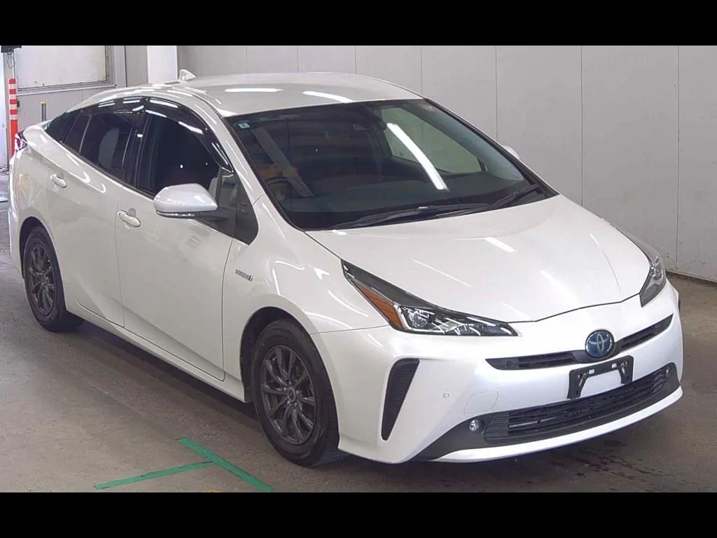 TOYOTA PRIUS 5D S