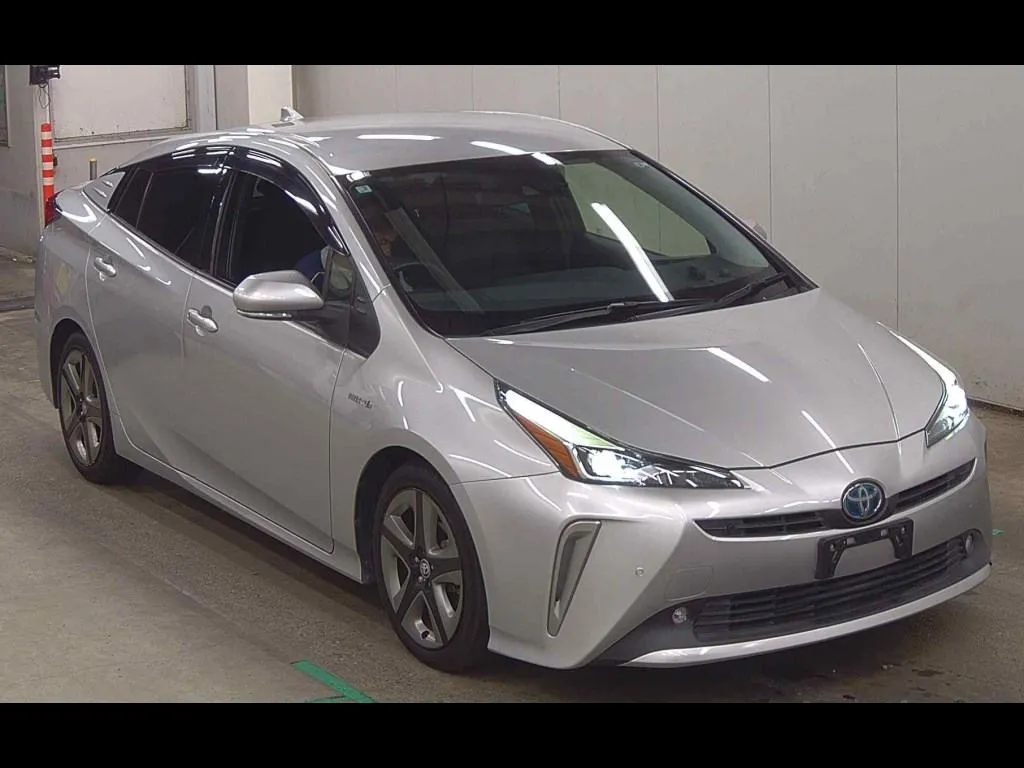 TOYOTA PRIUS 5D S TOURING SELECTION
