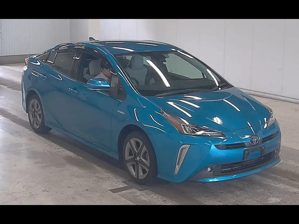 TOYOTA PRIUS 5D 4WD S TOURING SELECTION