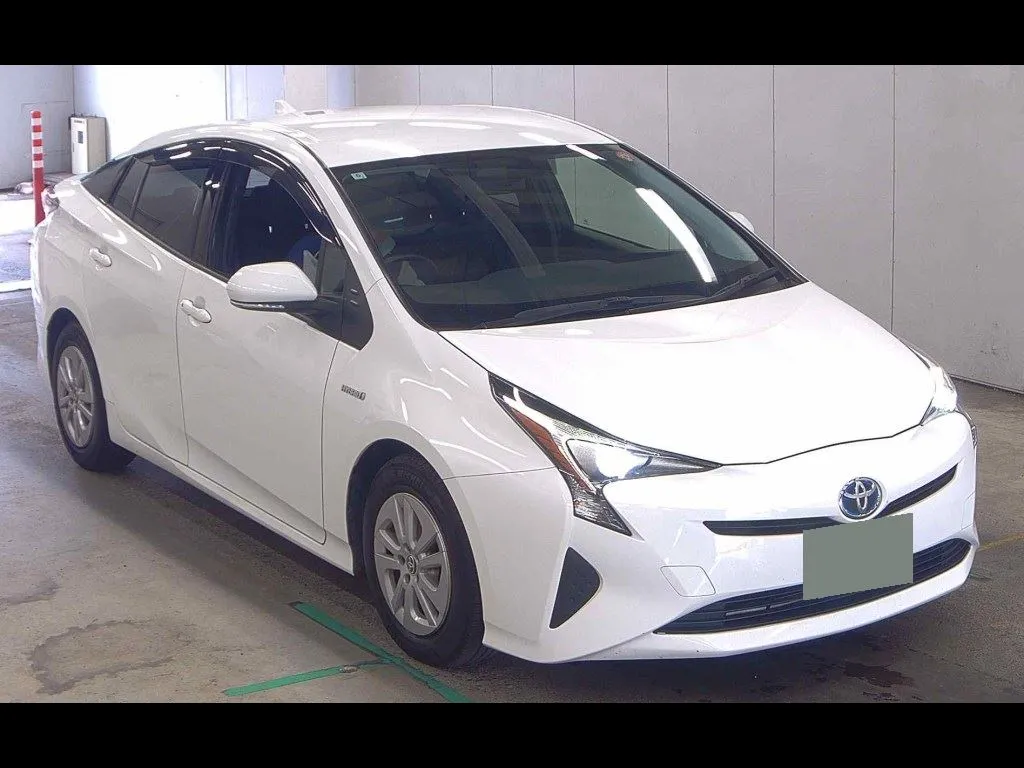 TOYOTA PRIUS 5D S