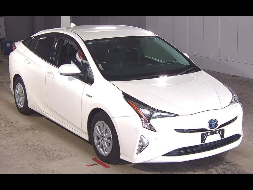 TOYOTA PRIUS 5D S SAFETY PLUS