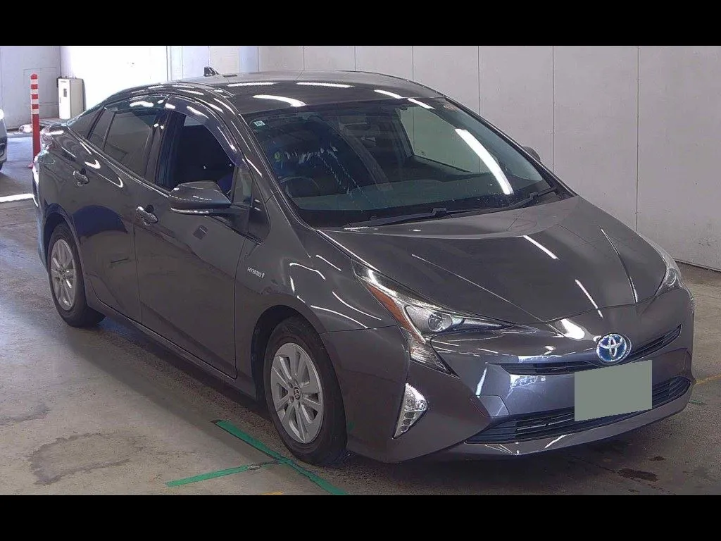 TOYOTA PRIUS 5D S