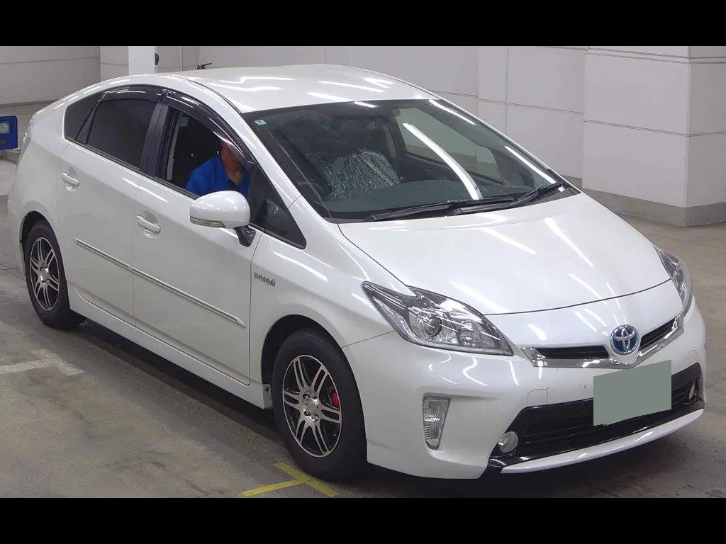 TOYOTA PRIUS 5D G