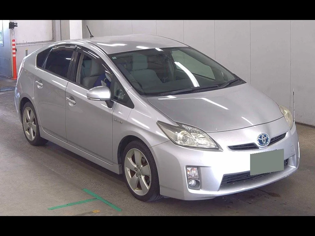 TOYOTA PRIUS 5D S
