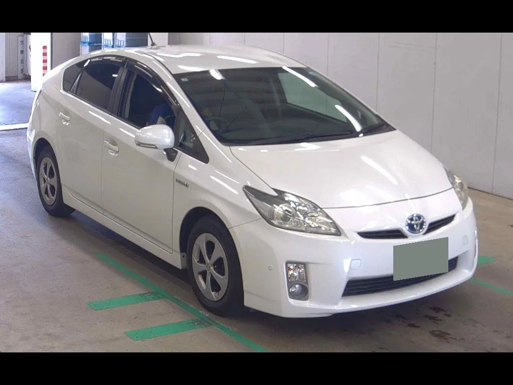TOYOTA PRIUS 5D S