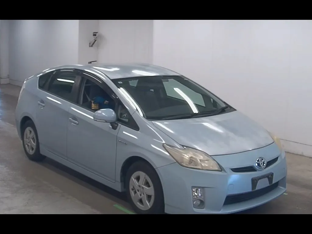 TOYOTA PRIUS 5D S