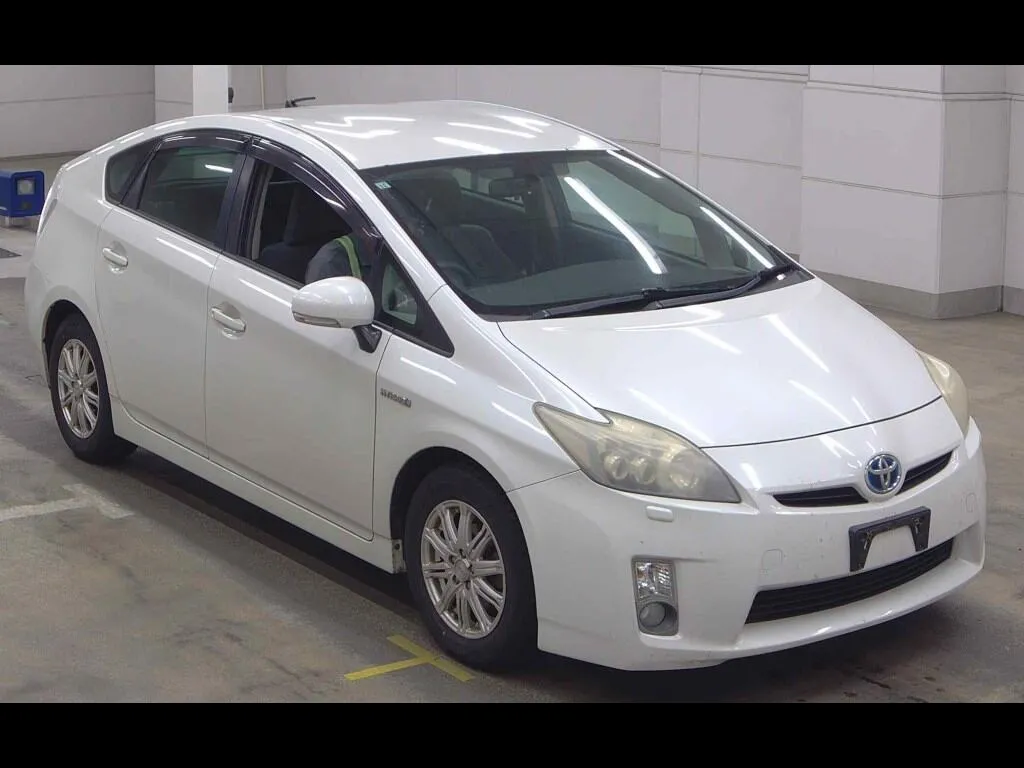 TOYOTA PRIUS 5D S TOURING SELECTION