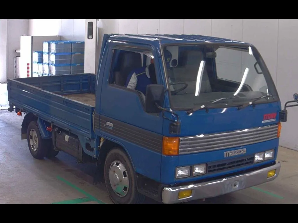MAZDA TITAN TRUCK FLAT DECK