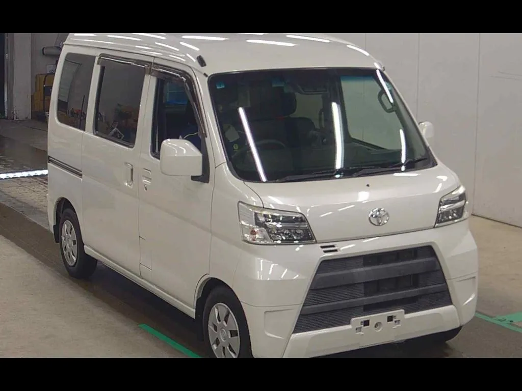 TOYOTA PIXIS VAN CRUISE SA Ⅲ