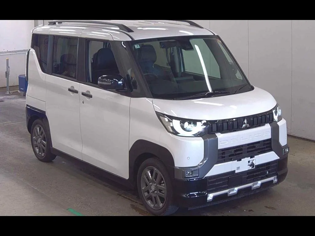 MITSUBISHI DELICA MINI G PREMIUM
