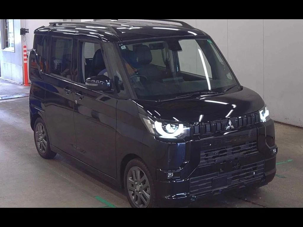 MITSUBISHI DELICA MINI T PREMIUM