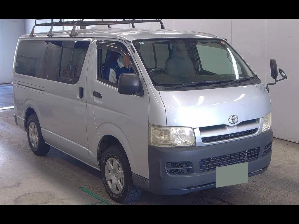 TOYOTA HIACE VAN 5D 4WD DX