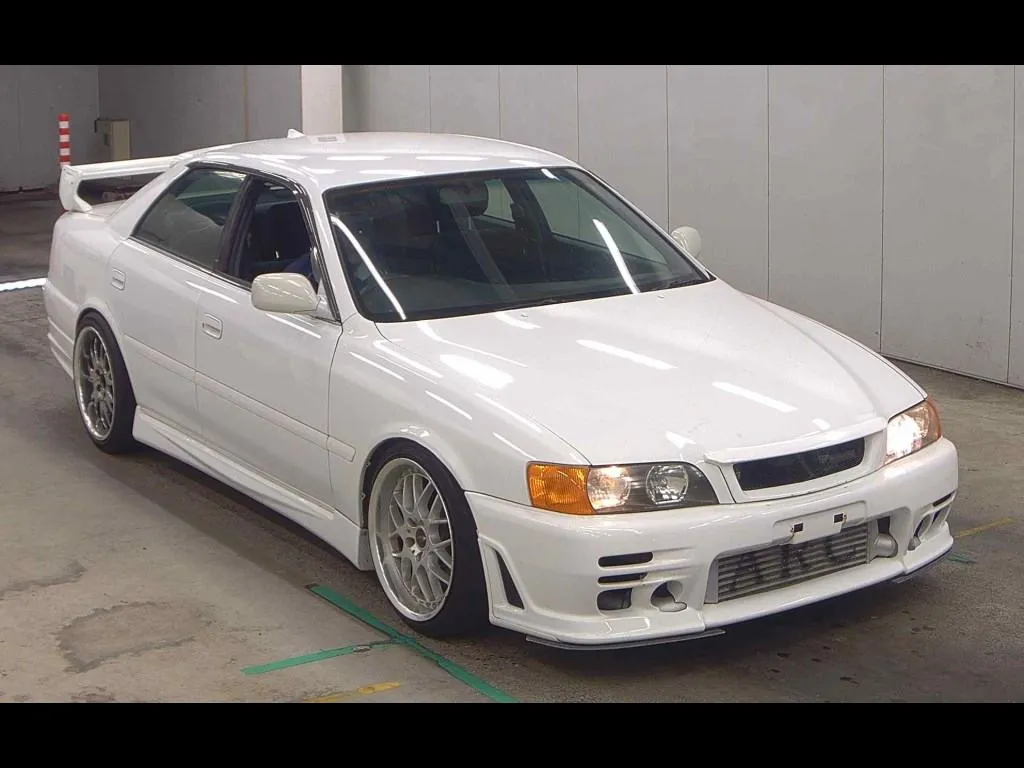 TOYOTA CHASER TOURER V