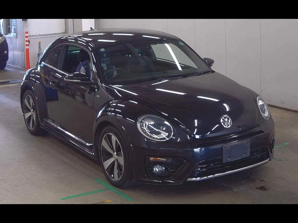 VOLKSWAGEN THE BEETLE R-LINE