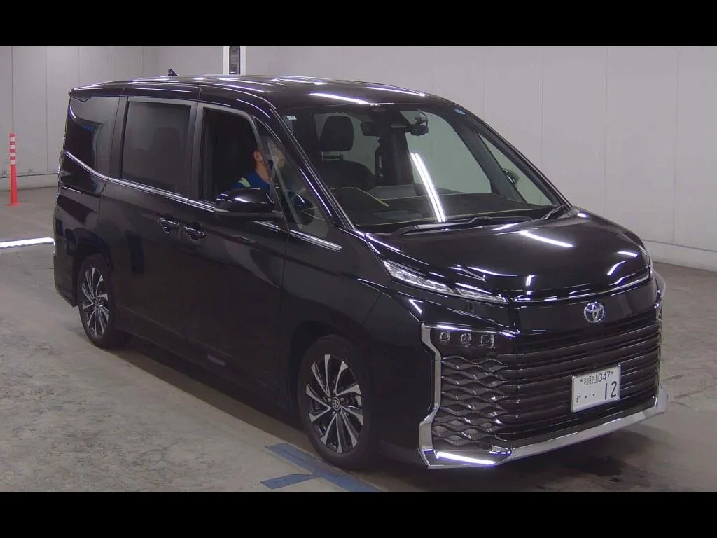 TOYOTA VOXY S-Z
