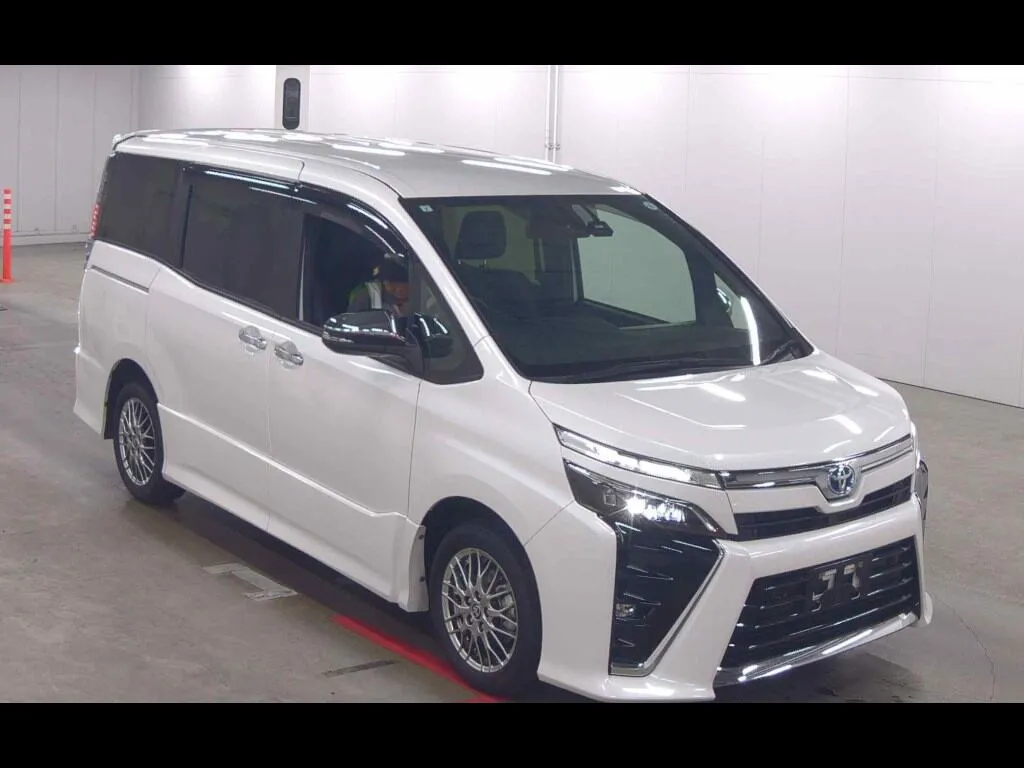 TOYOTA VOXY HYBRID ZS KIRAMEKI Ⅲ