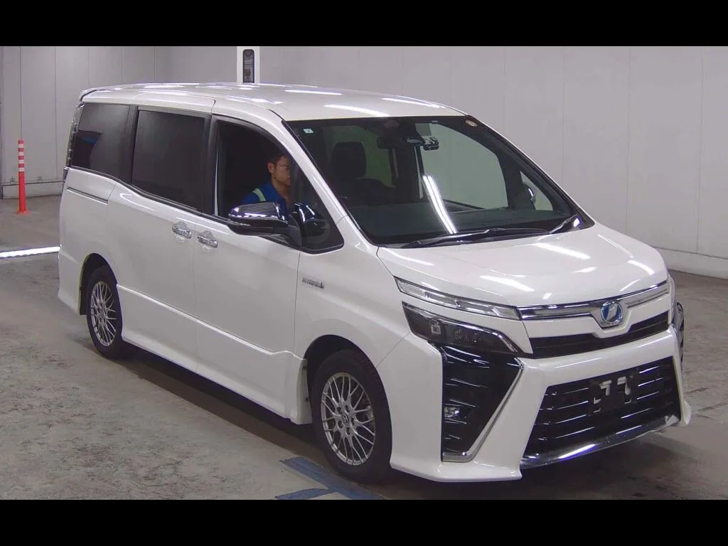 TOYOTA VOXY HYBRID ZS KIRAMEKI Ⅱ