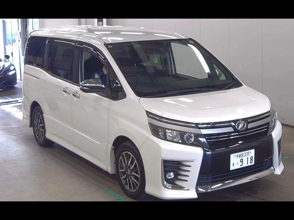 TOYOTA VOXY ZS KIRAMEKI Ⅱ