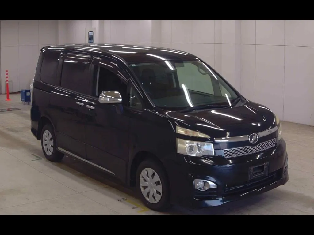 TOYOTA VOXY 4WD ZS KIRAMEKI Ⅱ