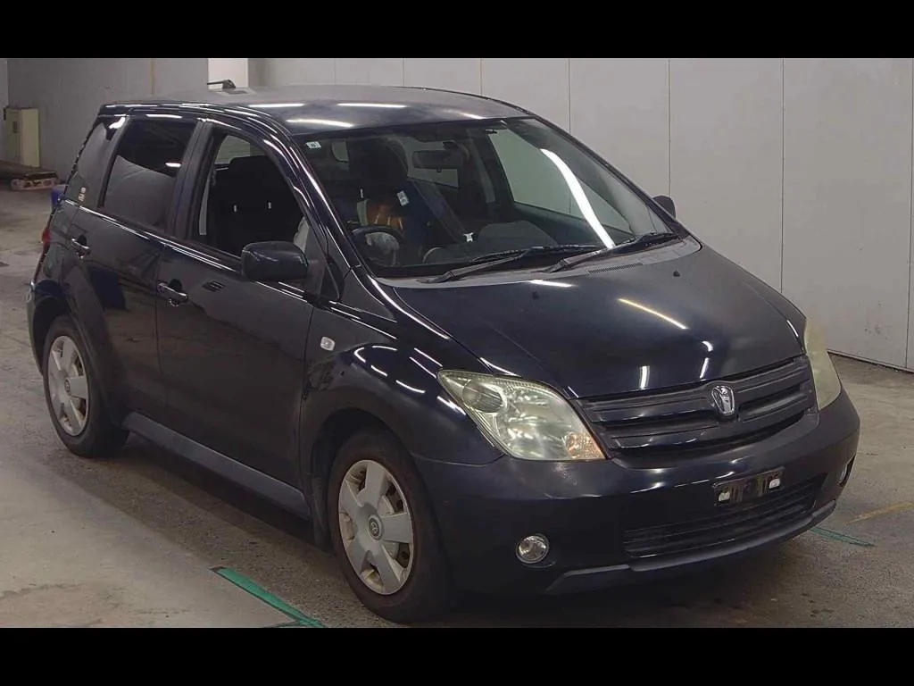 TOYOTA IST 1.3F