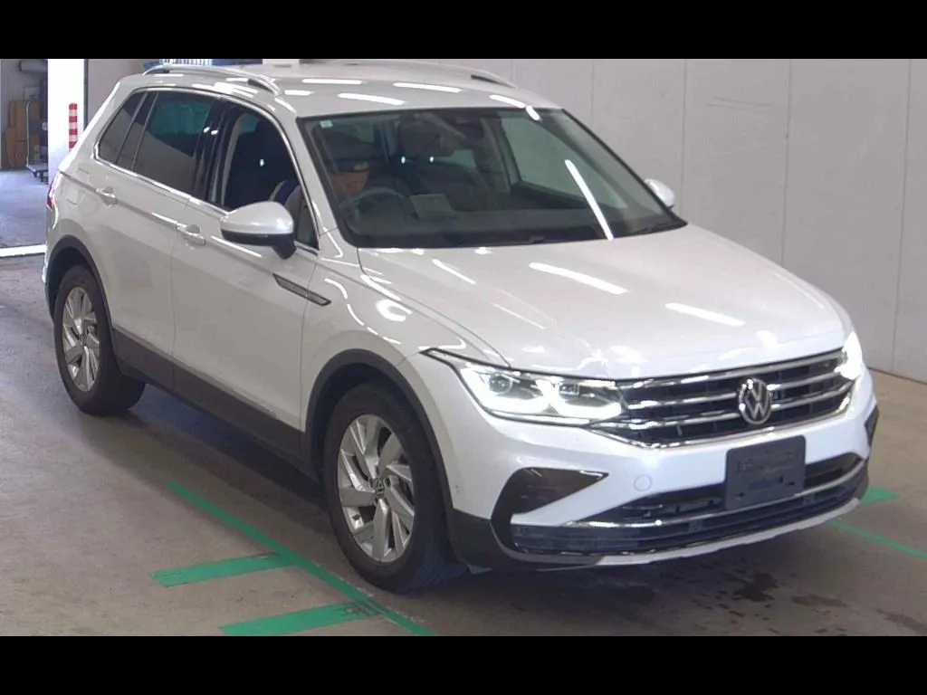 VOLKSWAGEN TIGUAN TSI ELEGANCE