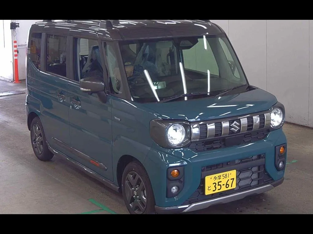 SUZUKI SPACIA GEAR HYBRID XZ TURBO