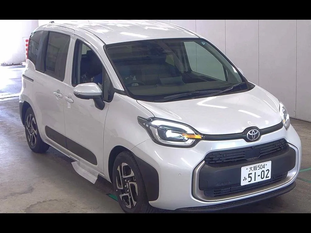 TOYOTA SIENTA HYBRID Z
