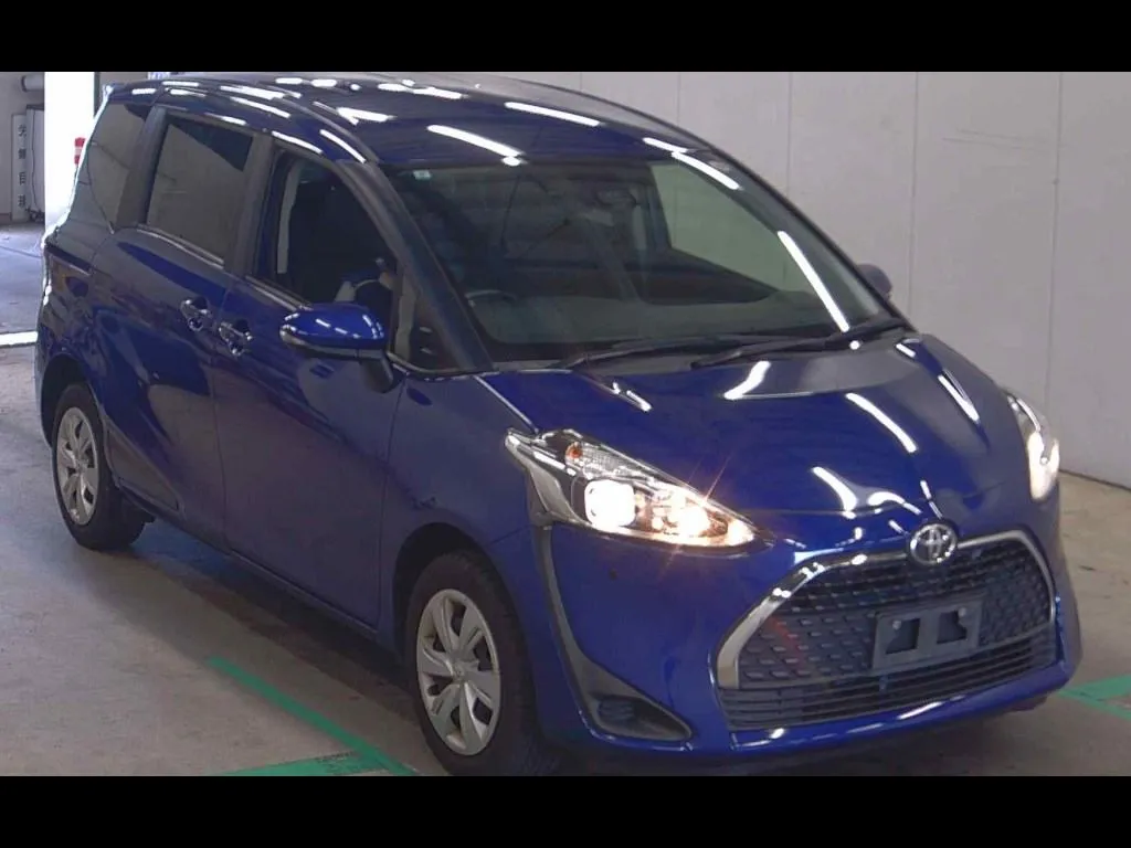 TOYOTA SIENTA 4WD X