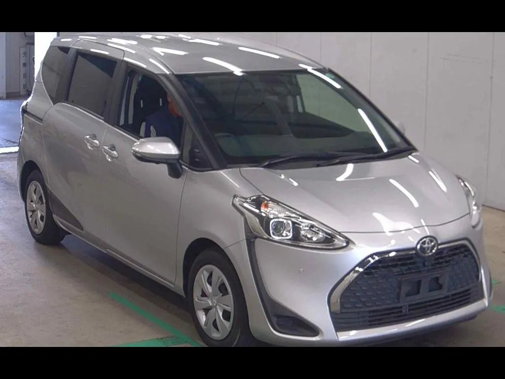 TOYOTA SIENTA FUNBASE G