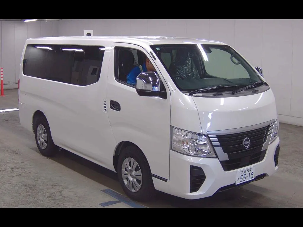 NISSAN CARAVAN WAGON LONG EX