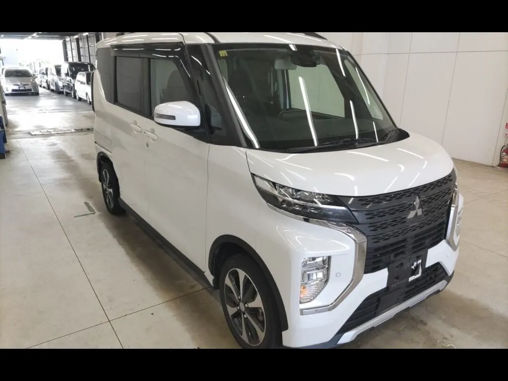 MITSUBISHI EK X SPACE 4WD T
