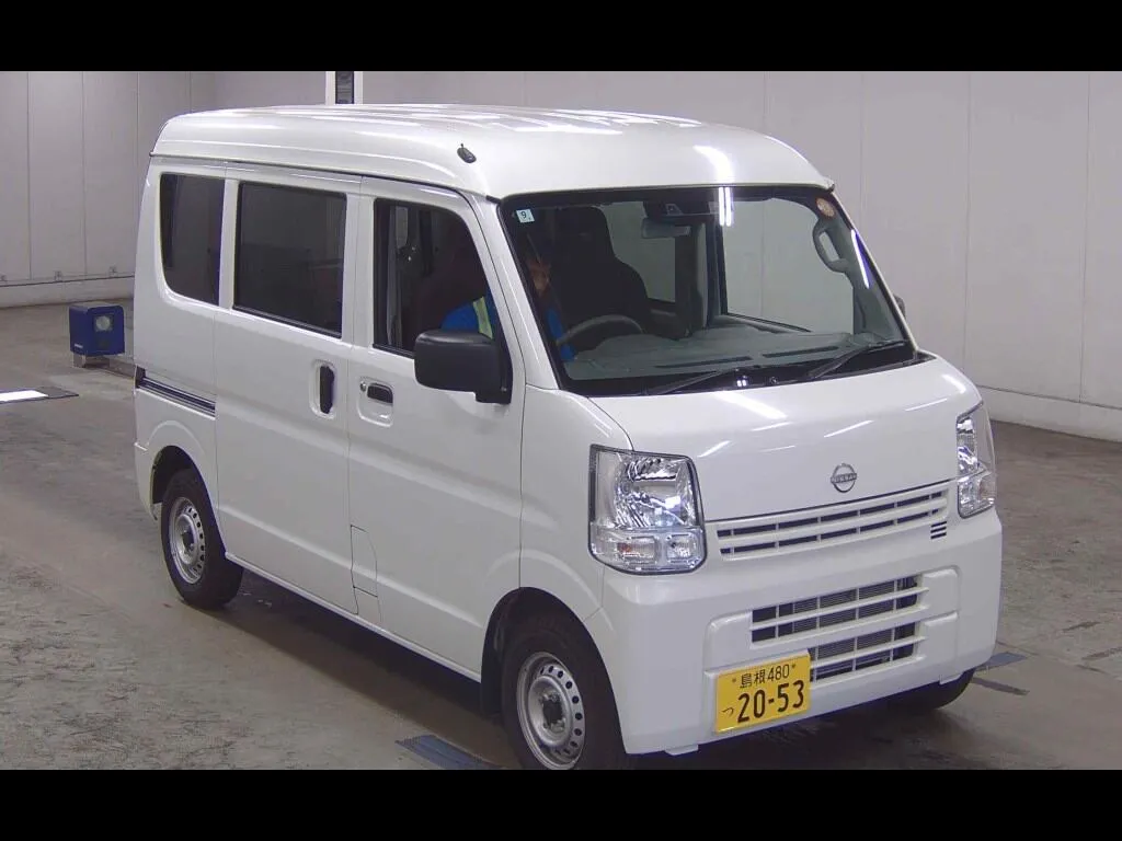 NISSAN CLIPPER VAN 4WD DX