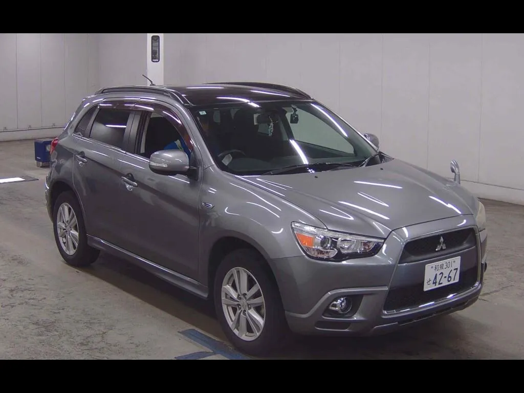 MITSUBISHI RVR 5D G
