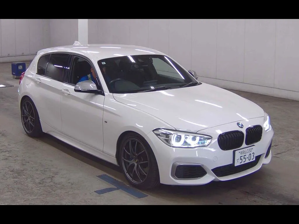 BMW 1 SERIES 5D M140I