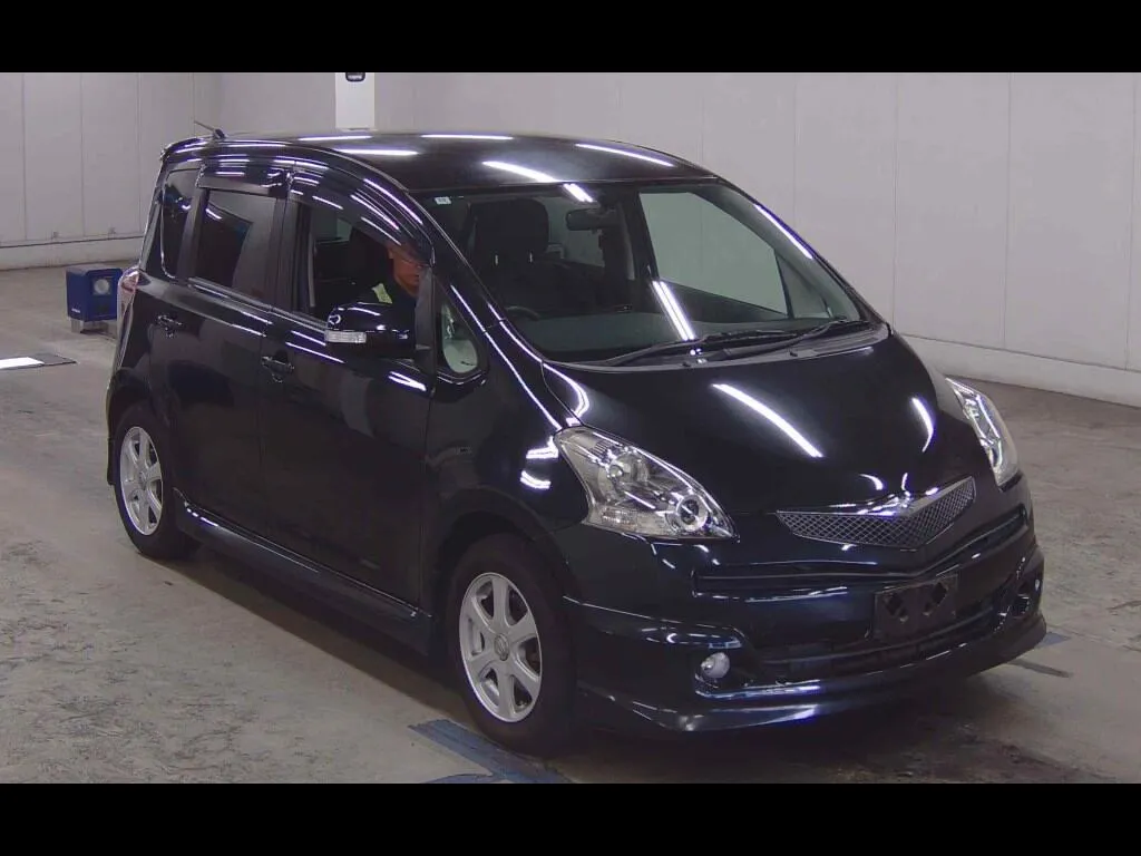 TOYOTA RACTIS X HID SELECTION