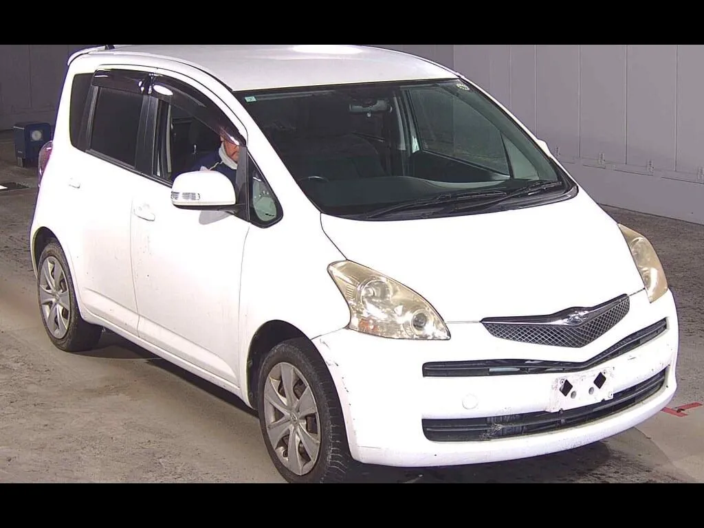 TOYOTA RACTIS 4WD G