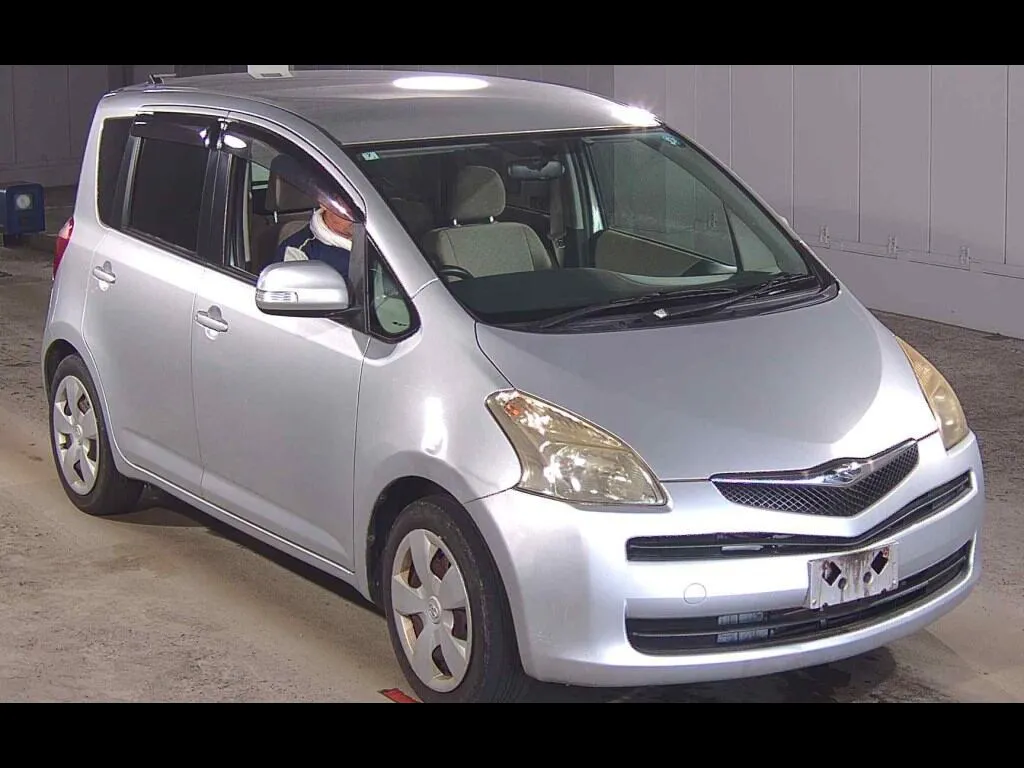 TOYOTA RACTIS X