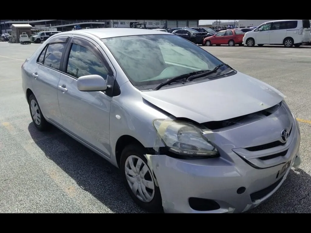 TOYOTA BELTA X