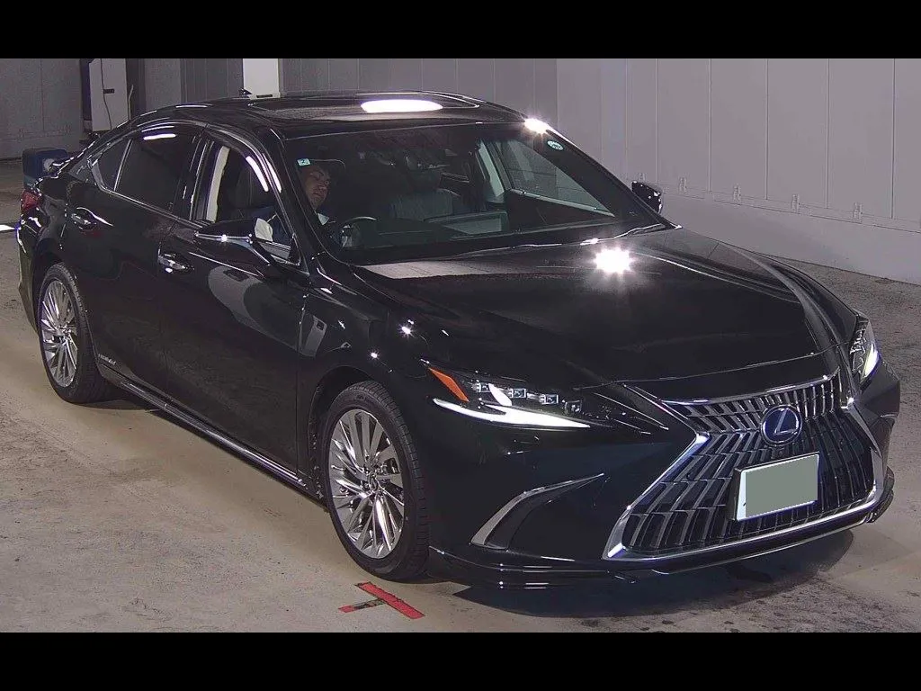 LEXUS ES ES300H VERSION L