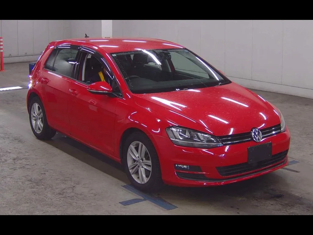 VOLKSWAGEN GOLF 5D TSI COMFORT LINE BLUEMOTION TECHNOLOGY