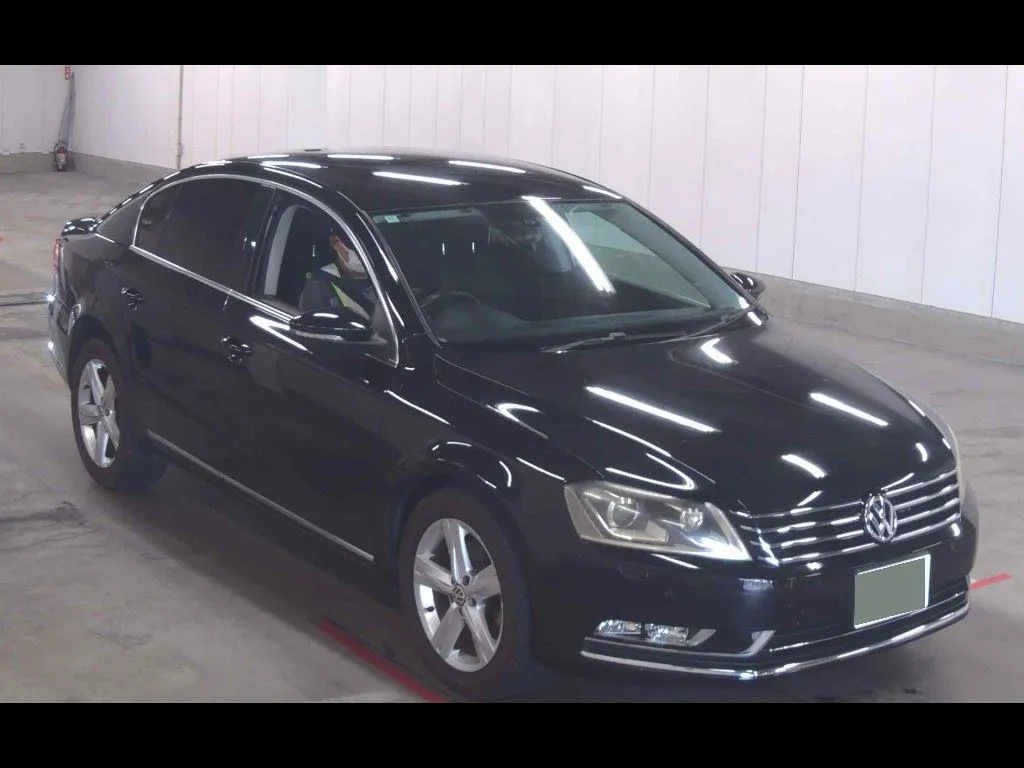 VOLKSWAGEN PASSAT 4D TSI HIGH LINE BLUEMOTION TECHNOLOGY