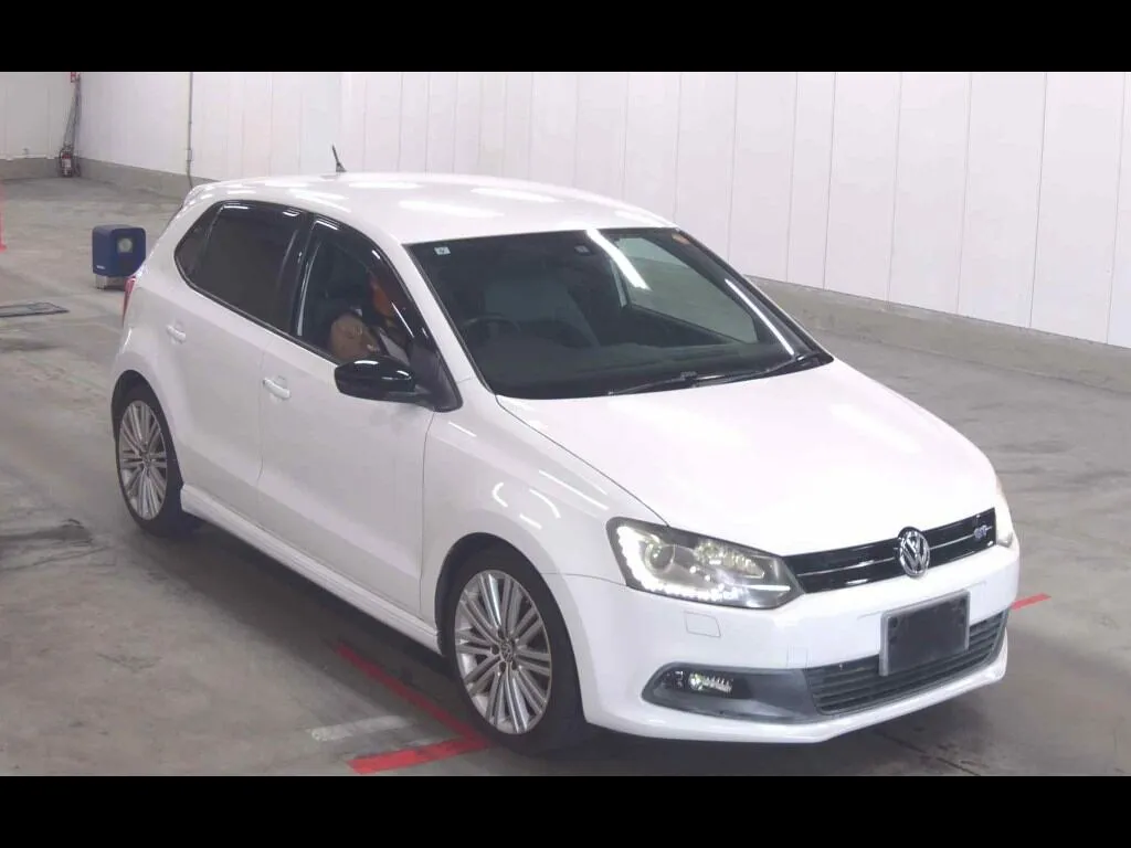 VOLKSWAGEN POLO 5D BLUE GT BLUEMOTION