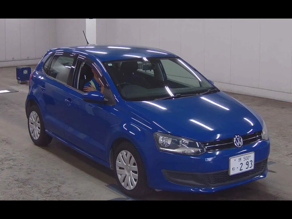 VOLKSWAGEN POLO 5D TSI COMFORT LINE BLUEMOTION TECHNOLOGY