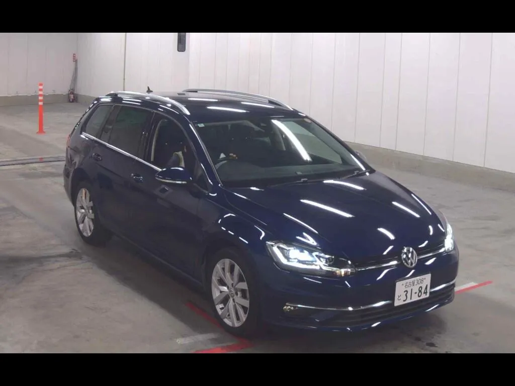 VOLKSWAGEN GOLF VARIANT TSI HIGH LINE