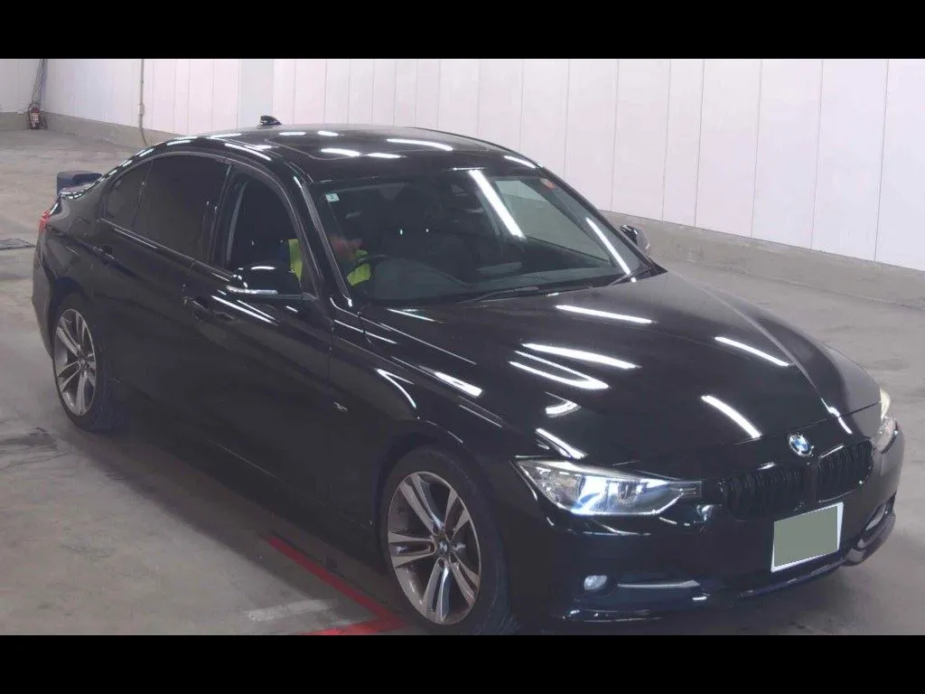 BMW 3 SERIES 4D 320D SPORT