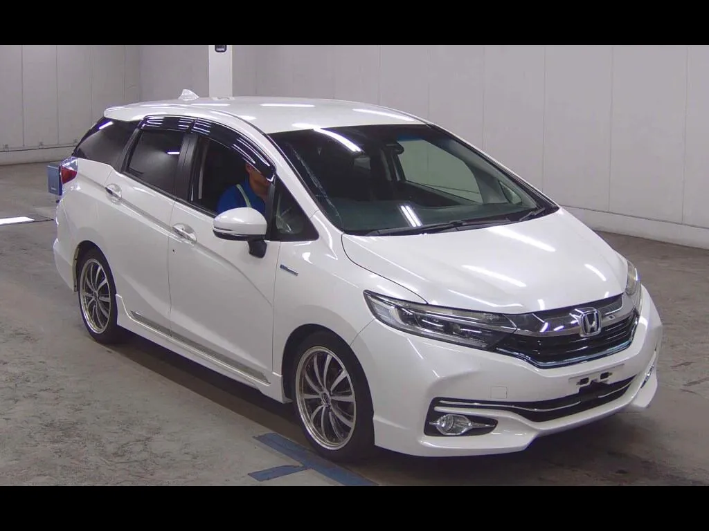 HONDA SHUTTLE HYBRID X