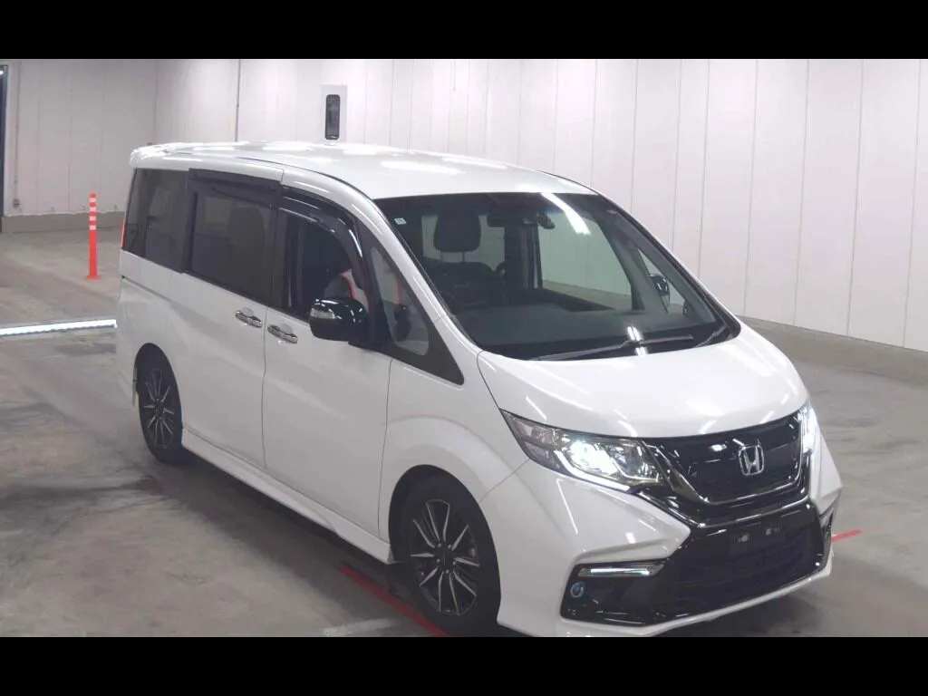 HONDA STEPWAGON 5D MODULO X