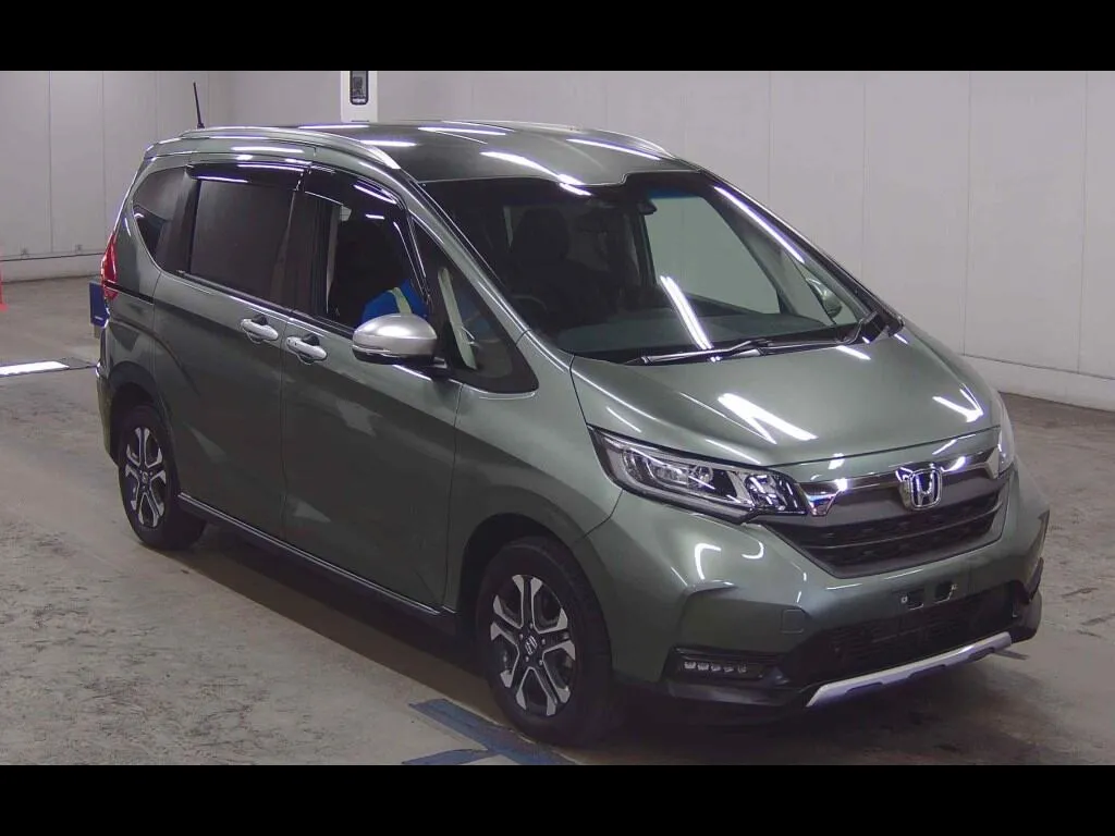 HONDA FREED 4WD CROSSTAR